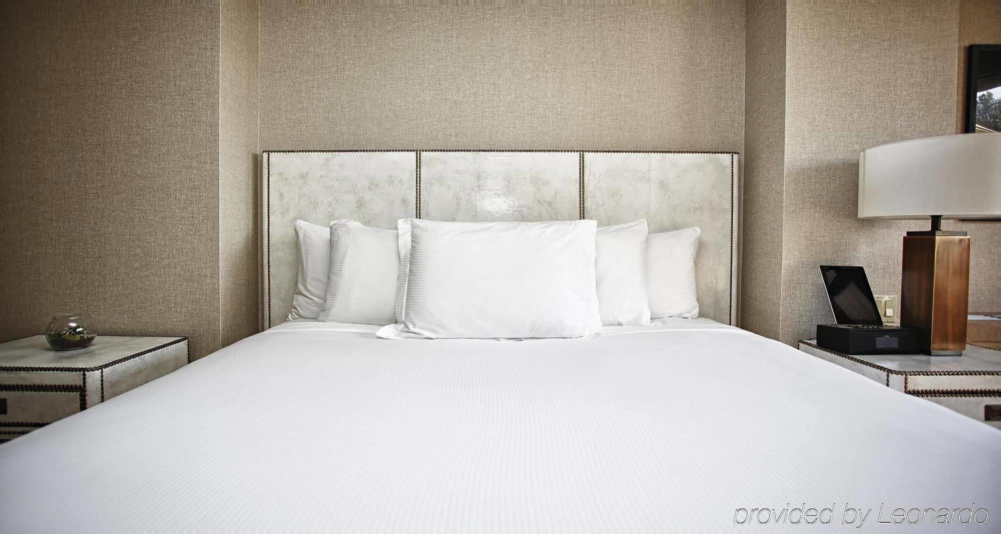 The J House Hotel