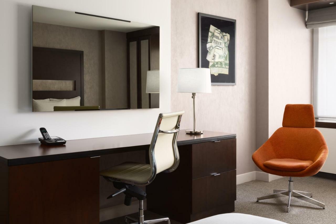 Hotel The J House 3*